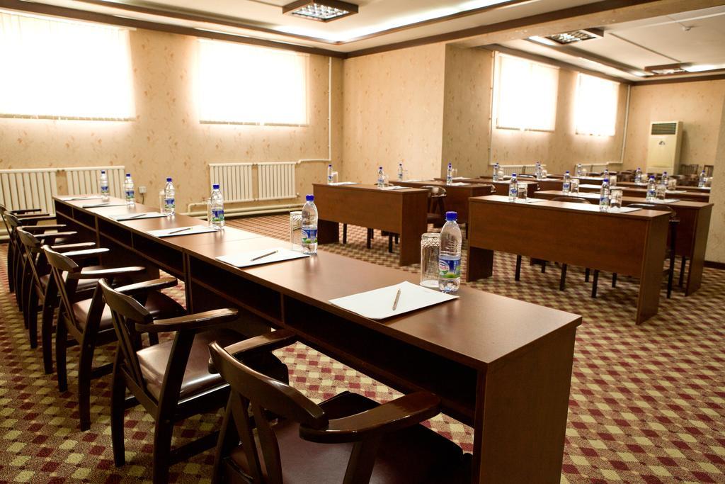 Asia Tashkent Hotel Zewnętrze zdjęcie